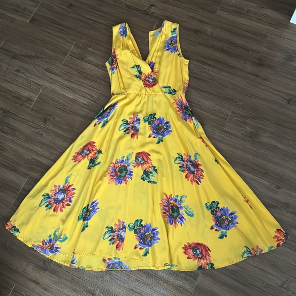 VINTAGE LIZ CLAIBORNE SILK FLORAL DRESS - Picture 5 of 11